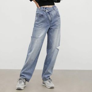 J.ING wide leg ripped mom jeans